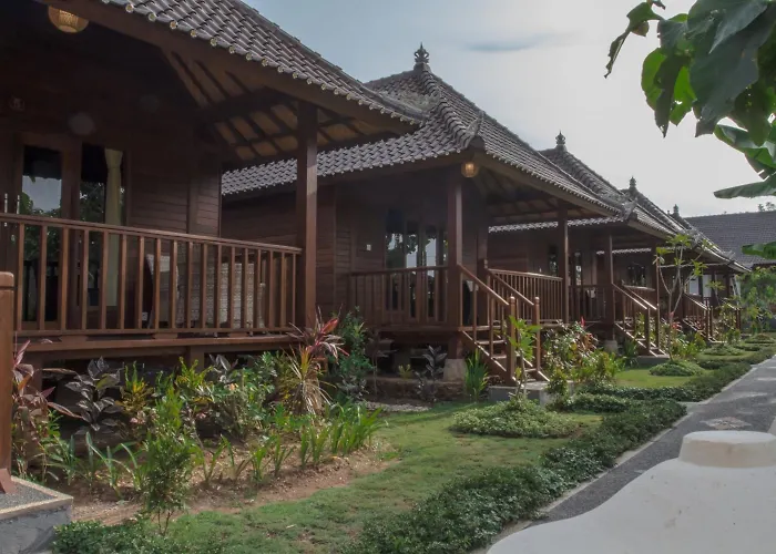 The Niti Hut's 4*